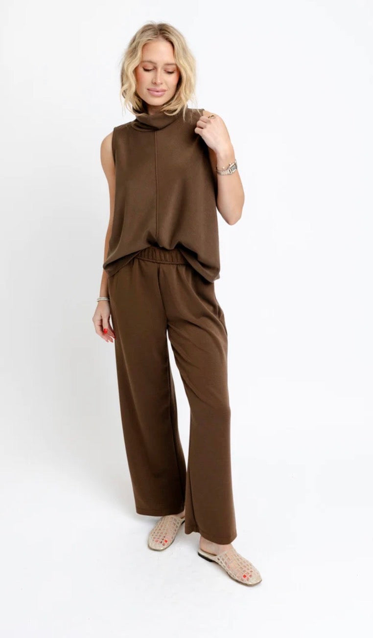 Karlie Brown Scuba Set