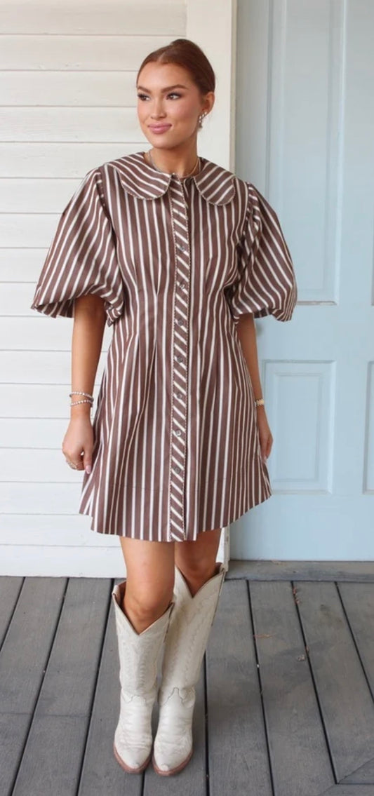 Karlie Brown Scallop Puff Sleeve Dress